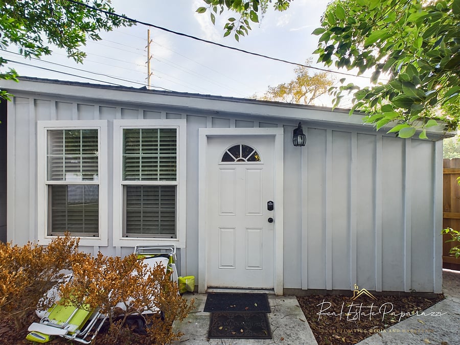 Residence B Studio Apartment Private Entrance - Currently Rented
