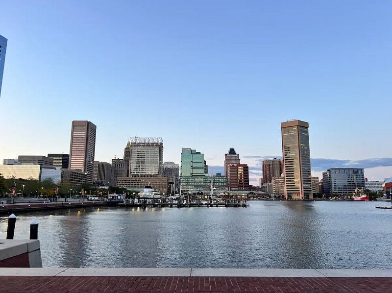 The Inner Harbor Promenade is within walking distance.