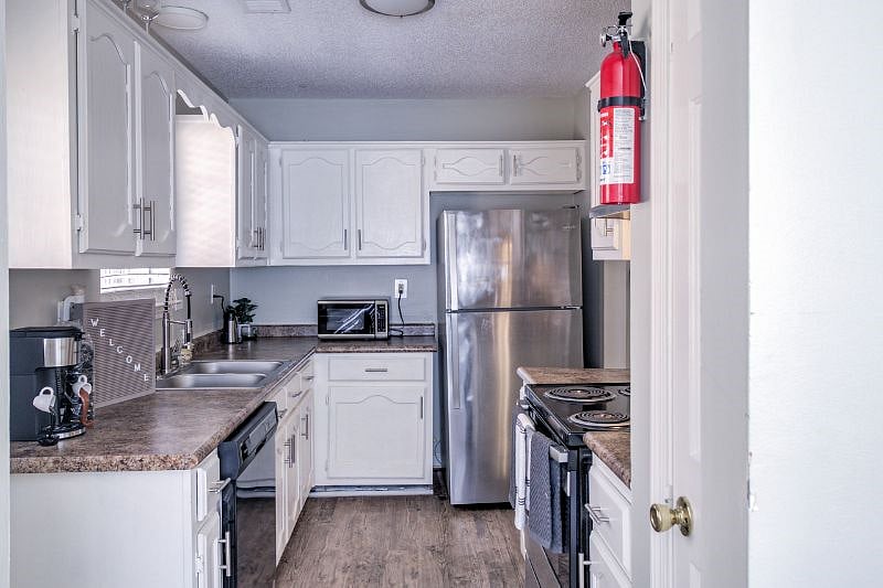 Furnished Finder property 603225_1 photo 4