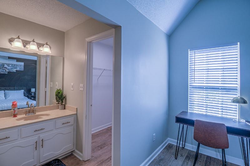 Furnished Finder property 603225_1 photo 6