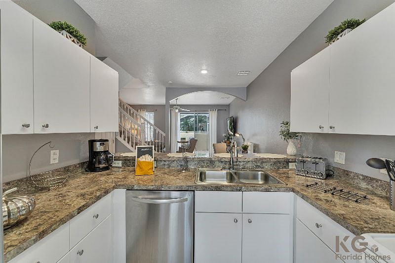 Furnished Finder property 603304_1 photo 10
