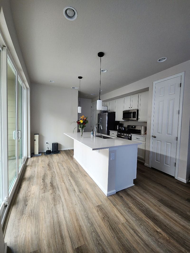 Furnished Finder property 603380_1 photo 3