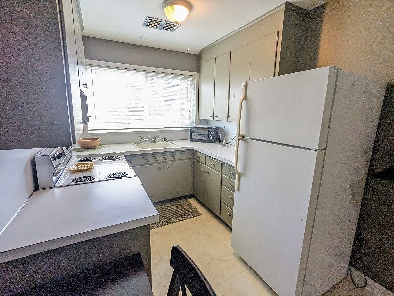 Furnished Finder property 603457_3 photo 4