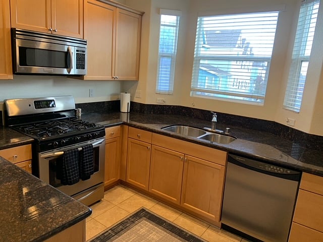 Furnished Finder property 603483_1 photo 6