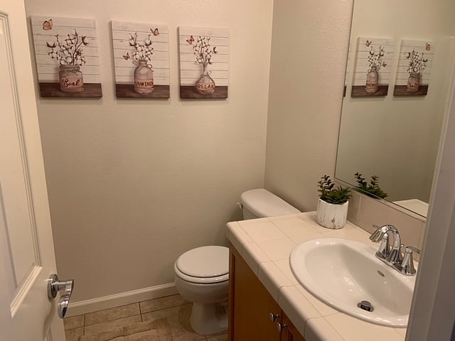 Guest bath with shower.P
