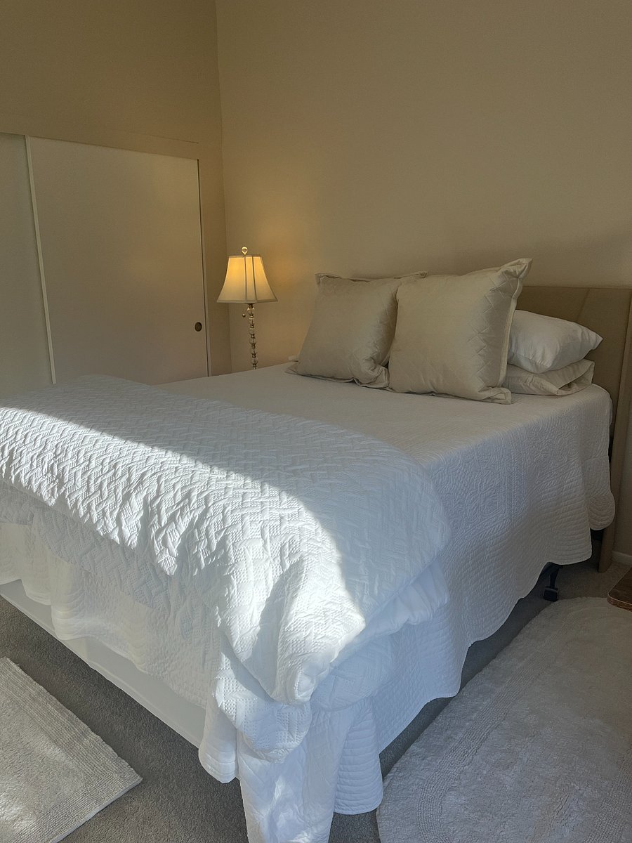 Furnished Finder property 603604_1 photo 11