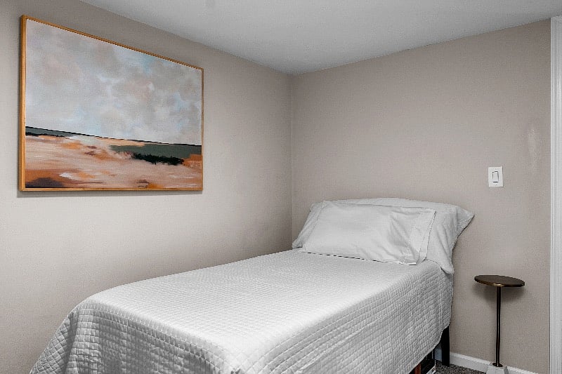 Bedroom 4 with a Twin Bed
