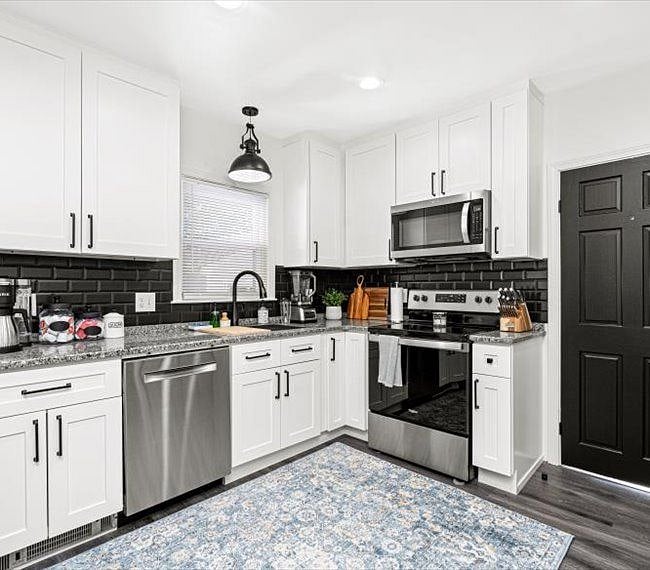 Furnished Finder property 603806_1 photo 3