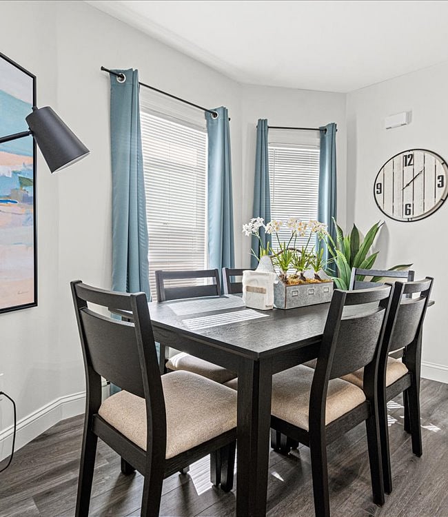 Furnished Finder property 603806_2 photo 8