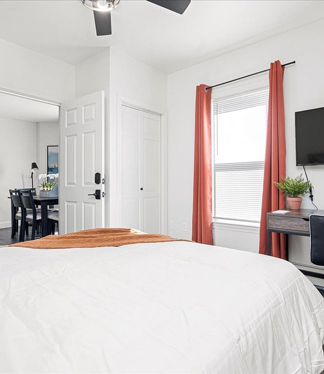 Furnished Finder property 603806_2 photo 20