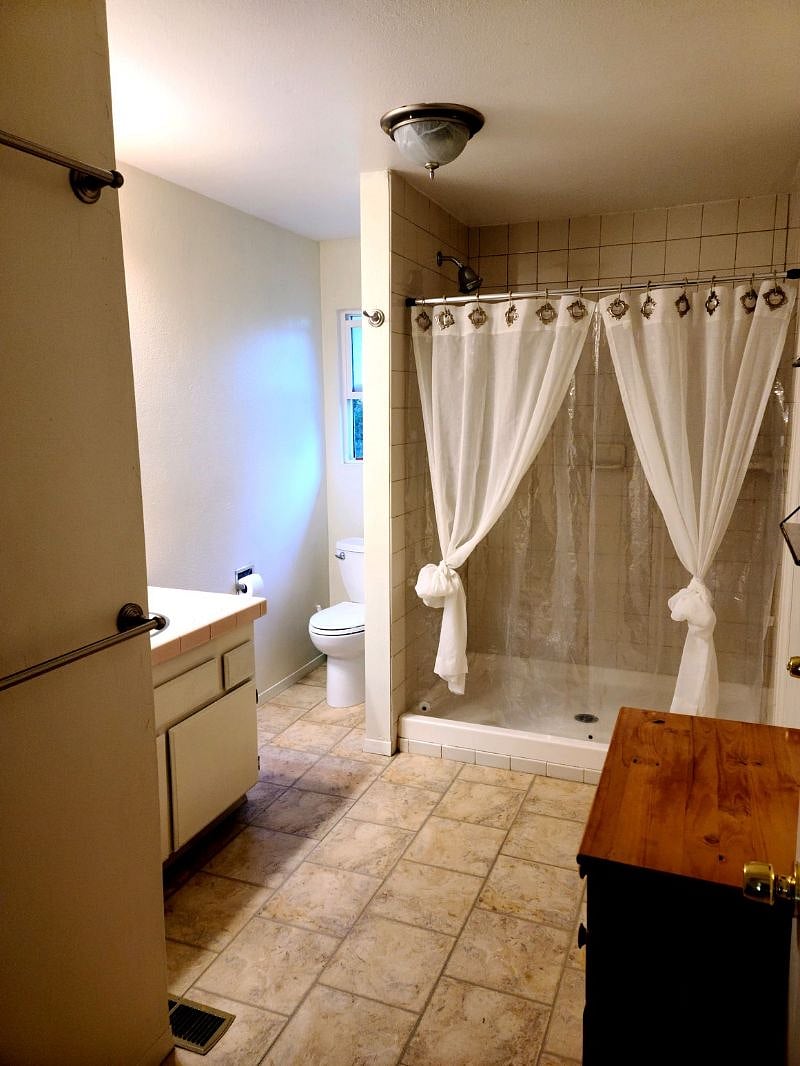 Furnished Finder property 603818_1 photo 10