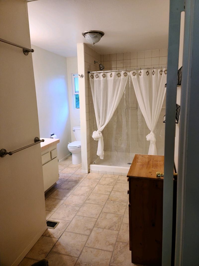 Furnished Finder property 603818_1 photo 13