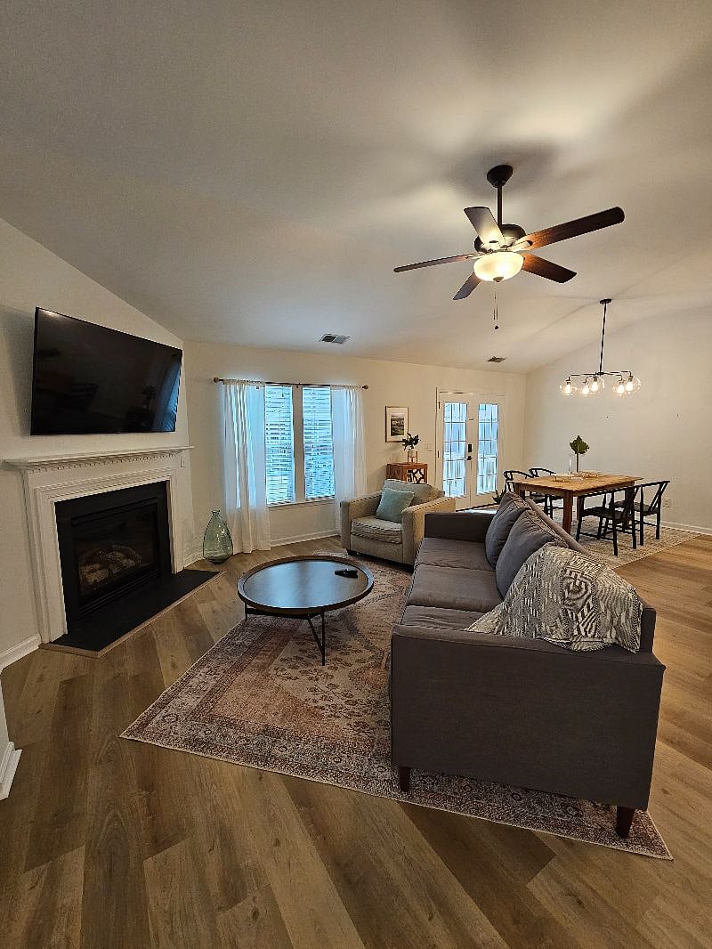 Furnished Finder property 603870_1 photo 8
