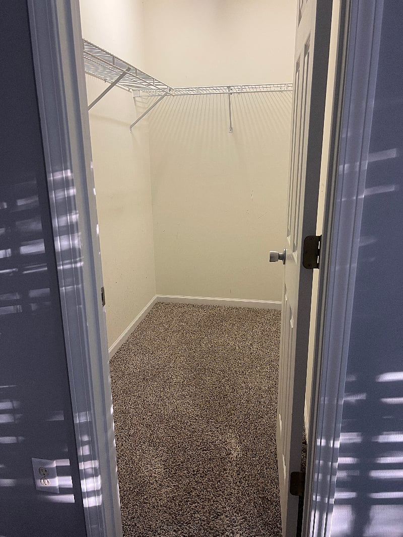 Furnished Finder property 603875_1 photo 9