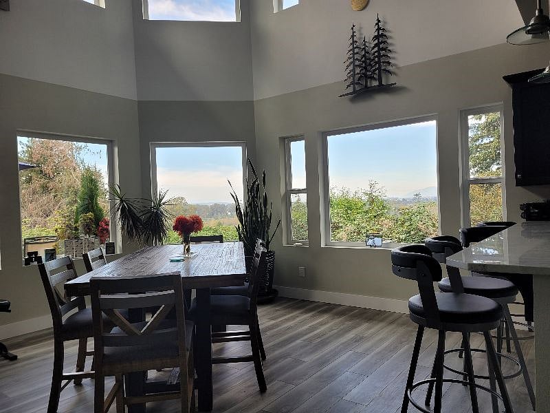 Furnished Finder property 603880_1 photo 9