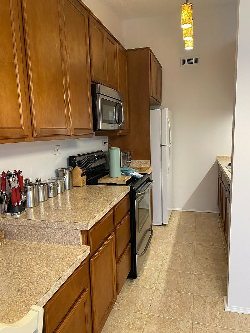 Furnished Finder property 603940_1 photo 13