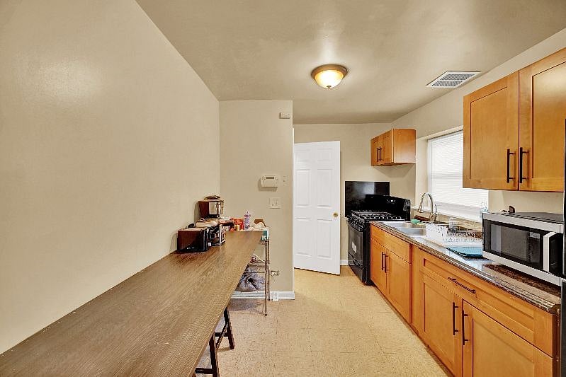 Furnished Finder property 603986_1 photo 13