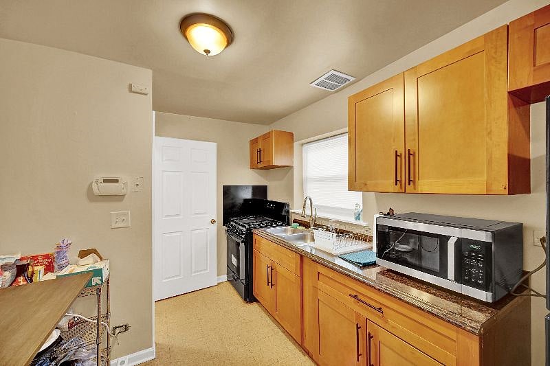 Furnished Finder property 603986_1 photo 16