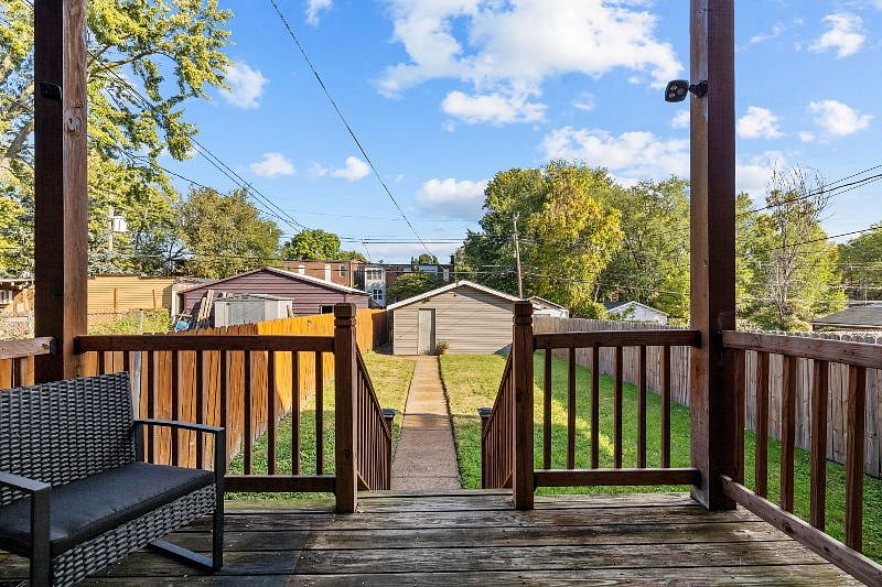 Furnished Finder property 604010_1 photo 28