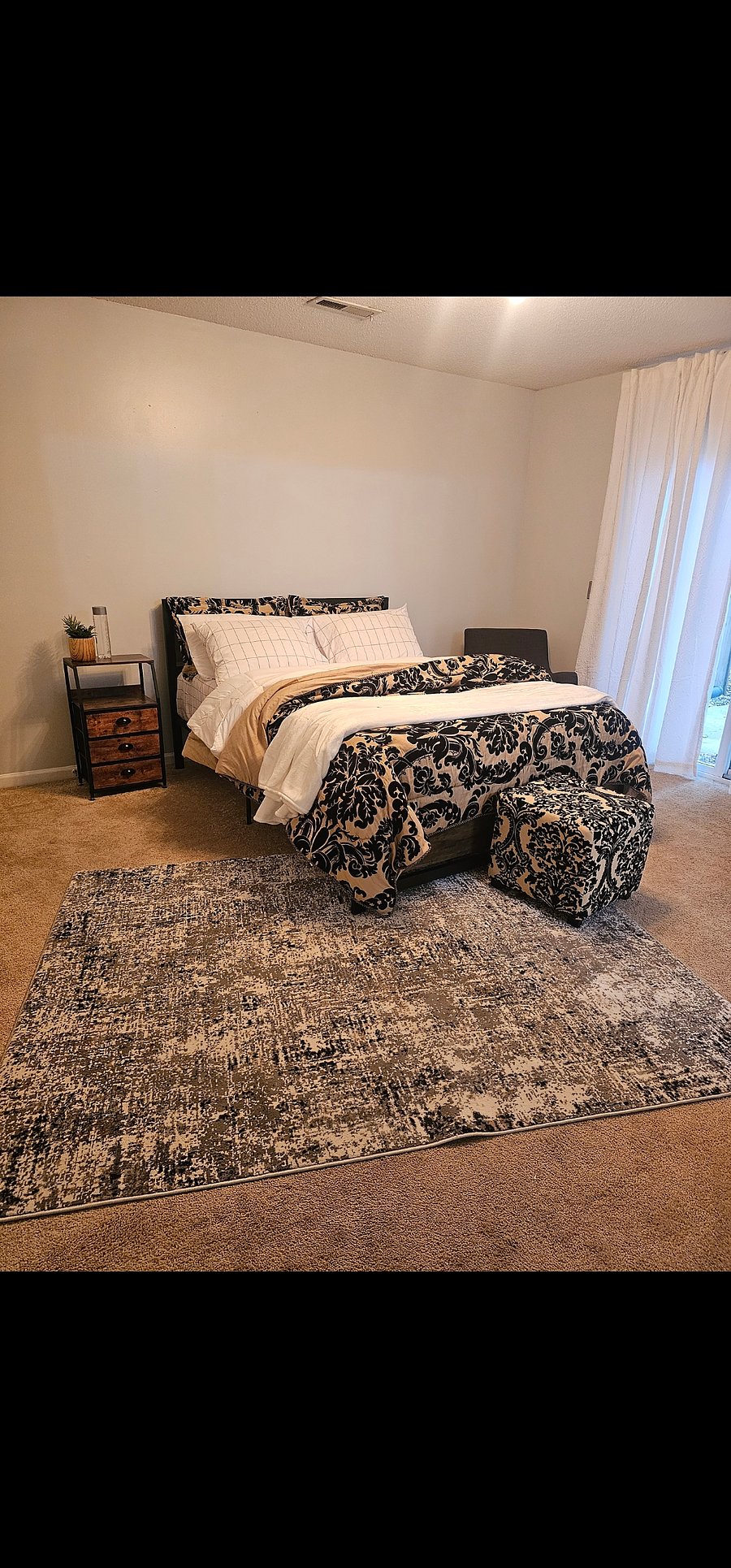 LOWER LEVEL BEDROOM