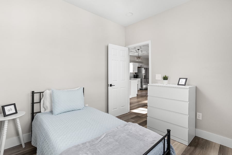 Furnished Finder property 604018_1 photo 16