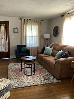 Furnished Finder property 604075_1 photo 3