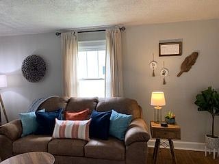 Furnished Finder property 604075_1 photo 4