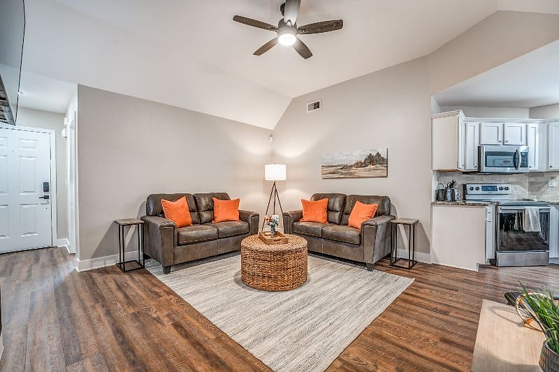 Furnished Finder property 604090_1 photo 3