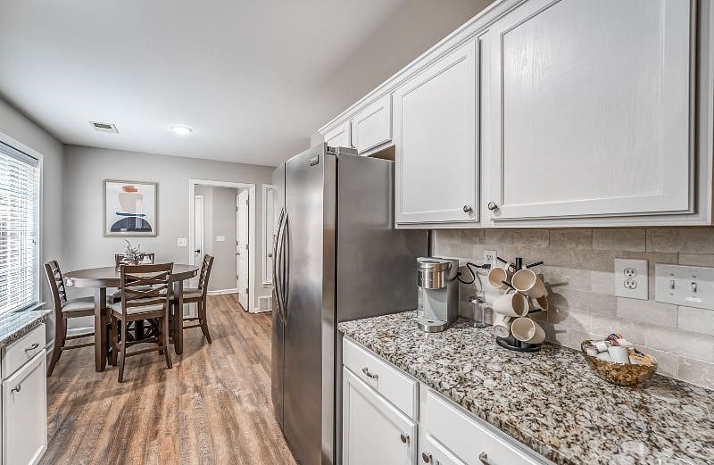 Furnished Finder property 604090_1 photo 6