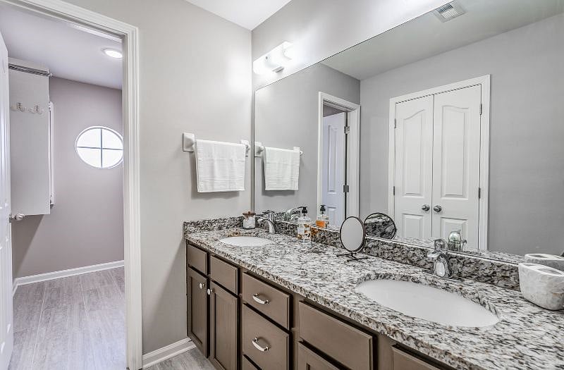 Furnished Finder property 604090_1 photo 14