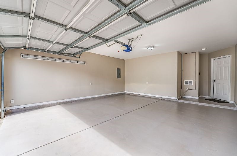 Furnished Finder property 604090_1 photo 23