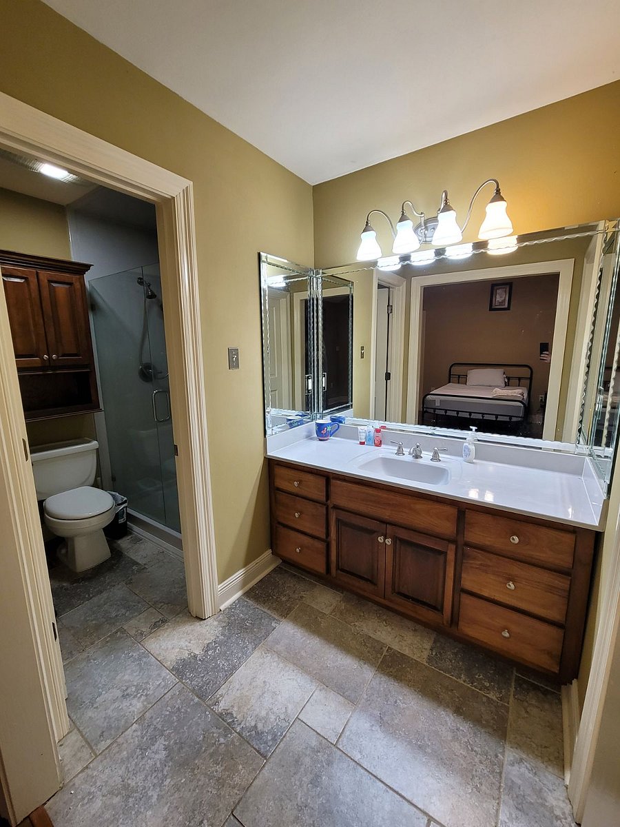 Furnished Finder property 604094_1 photo 16