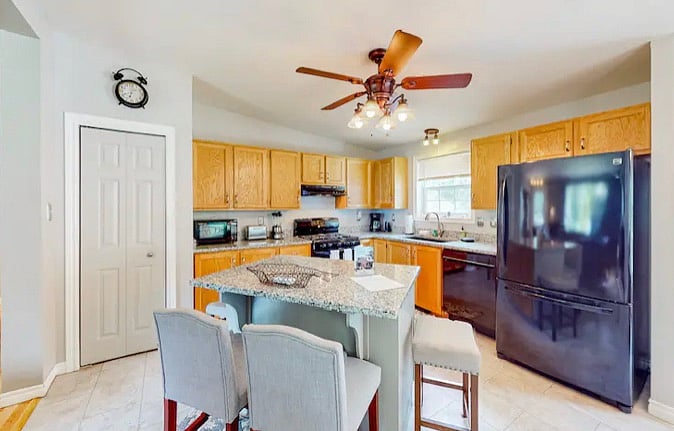 Furnished Finder property 604101_1 photo 4