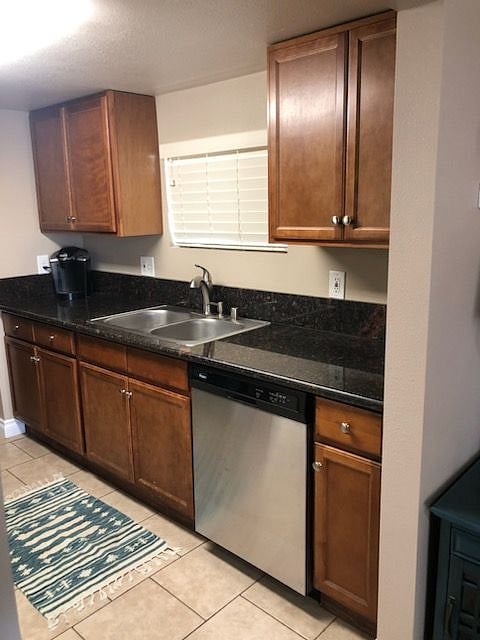 Furnished Finder property 604118_1 photo 5