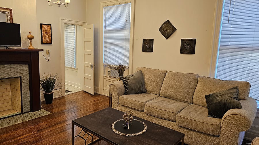 Furnished Finder property 604131_2 photo 12