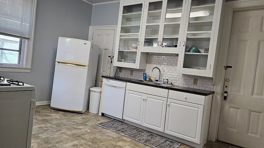 Furnished Finder property 604131_3 photo 6