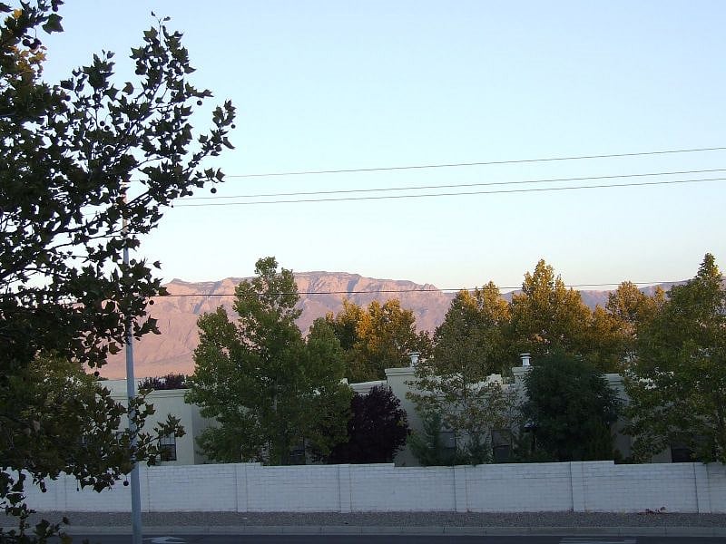 Furnished Finder property 604134_1 photo 14