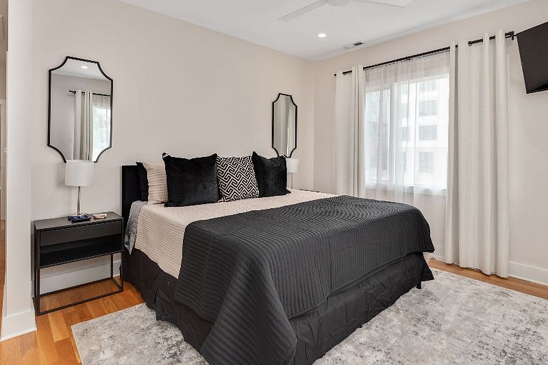 Furnished Finder property 604139_1 photo 17