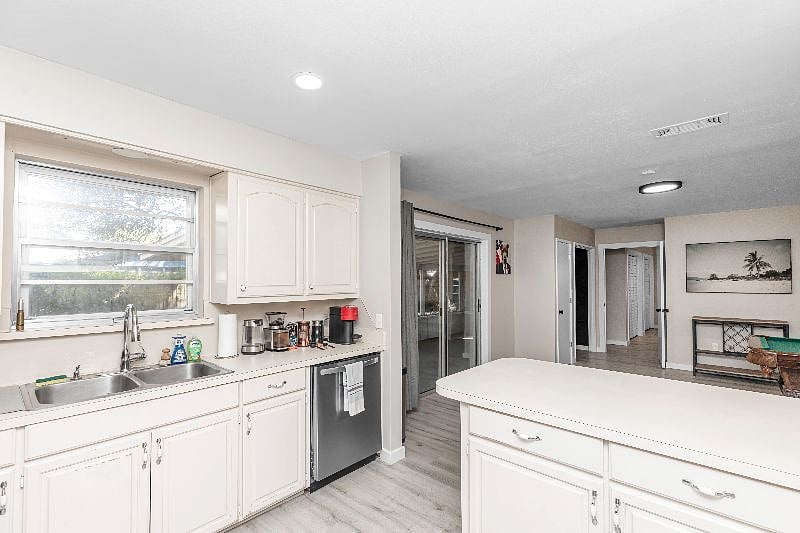 Furnished Finder property 604144_1 photo 9