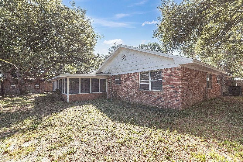 Furnished Finder property 604144_1 photo 33