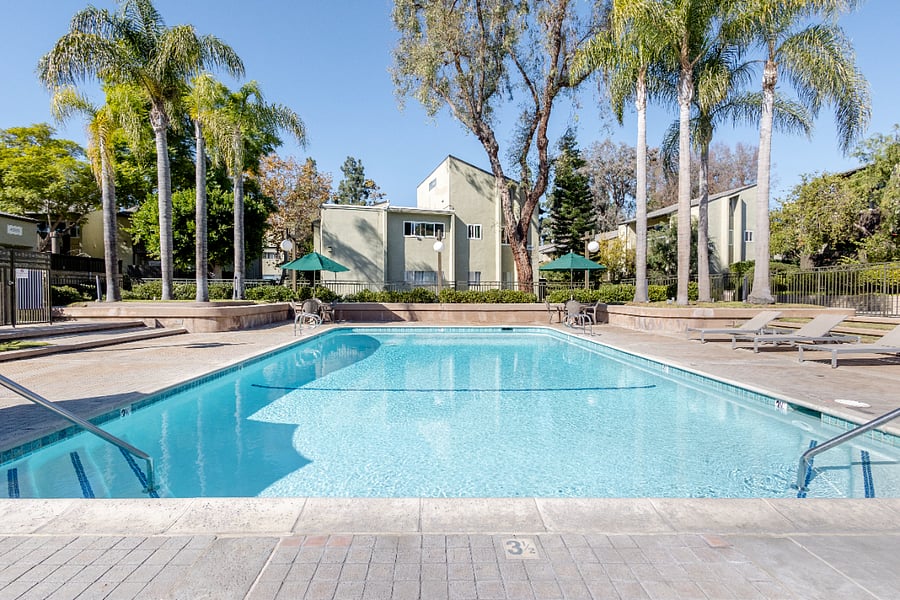 Furnished Finder property 604233_1 photo 32