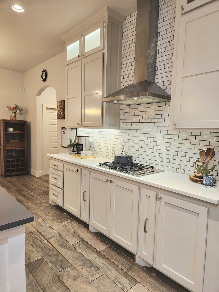 Spacious open concept kitchen. Stainless Steel appliances. 