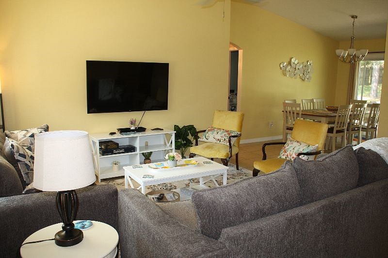 Furnished Finder property 604258_1 photo 26