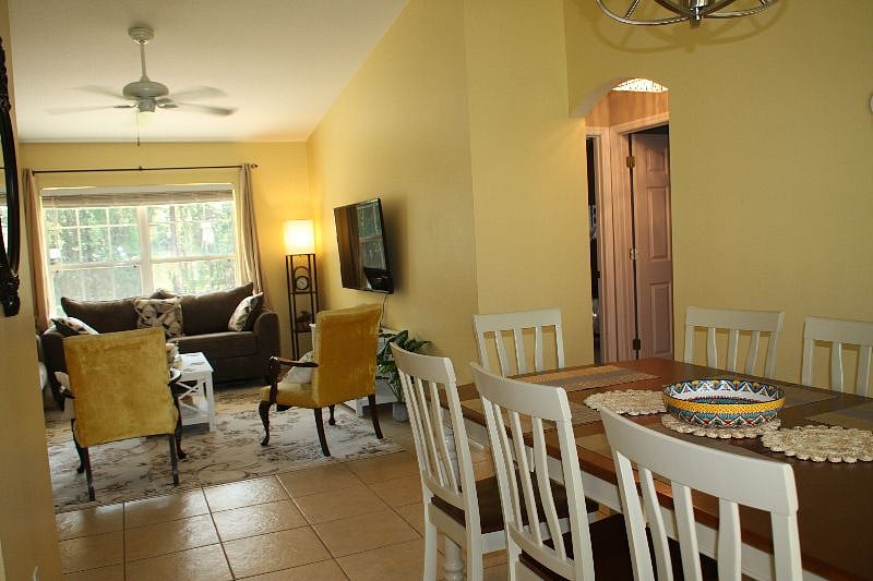 Furnished Finder property 604258_1 photo 38