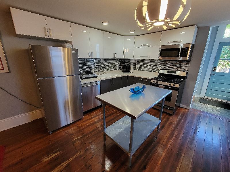 Furnished Finder property 604284_1 photo 18