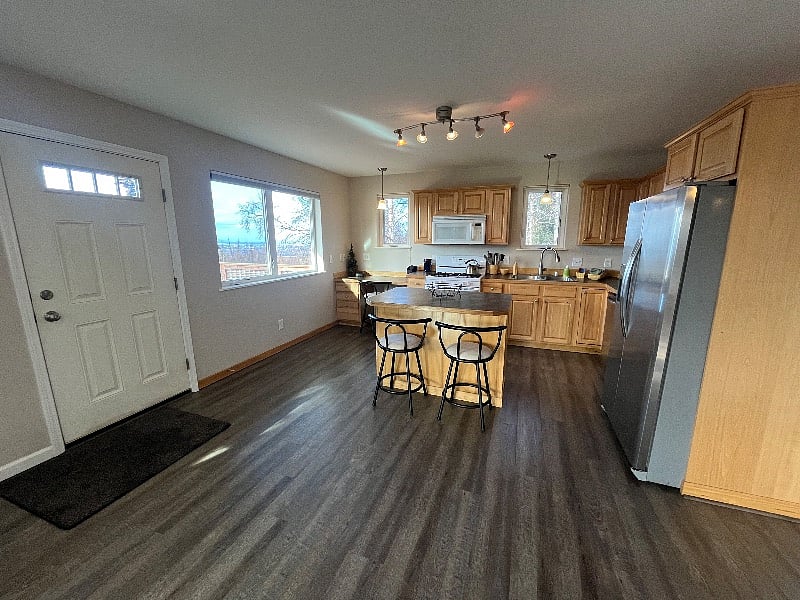 Furnished Finder property 604290_1 photo 3