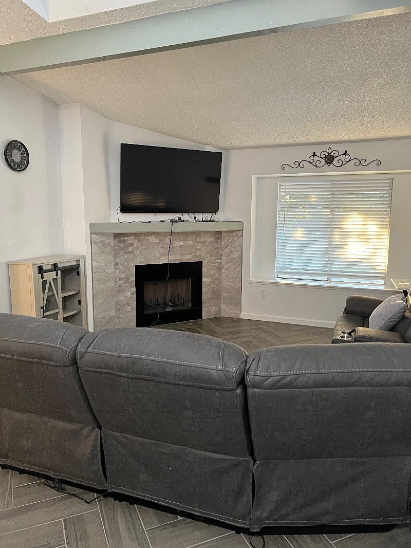 Furnished Finder property 604293_1 photo 3