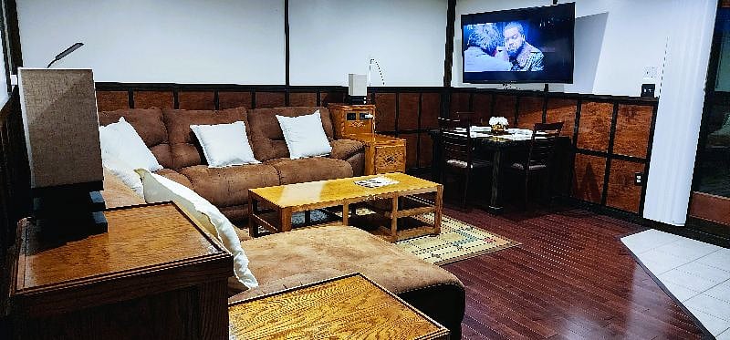 House has its own WiFI fiber service, the 3 TVs are all connected (Netflix and OTA Channels).  End tables have 4 USB ports for charging as well as traditional 120 outlets