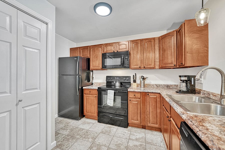 Furnished Finder property 604332_1 photo 8