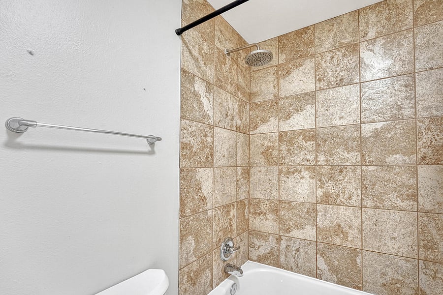 Furnished Finder property 604332_1 photo 22